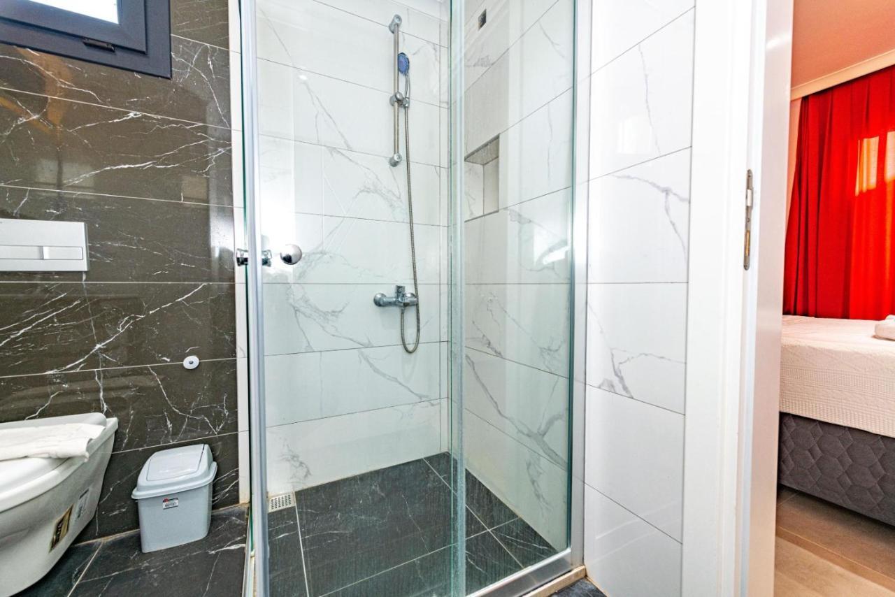 4 Bedroom Holiday Villa In Hisaroenue Oeluedeniz- Gold Rose Фетхіє Екстер'єр фото