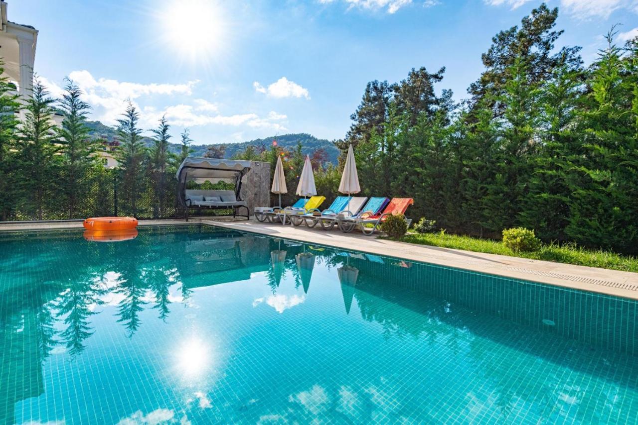 4 Bedroom Holiday Villa In Hisaroenue Oeluedeniz- Gold Rose Фетхіє Екстер'єр фото