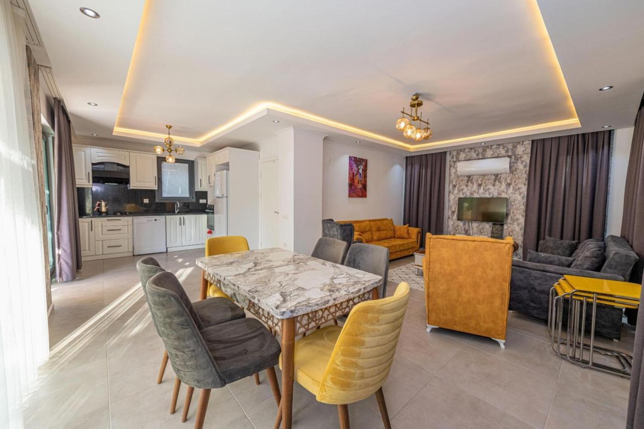 4 Bedroom Holiday Villa In Hisaroenue Oeluedeniz- Gold Rose Фетхіє Екстер'єр фото