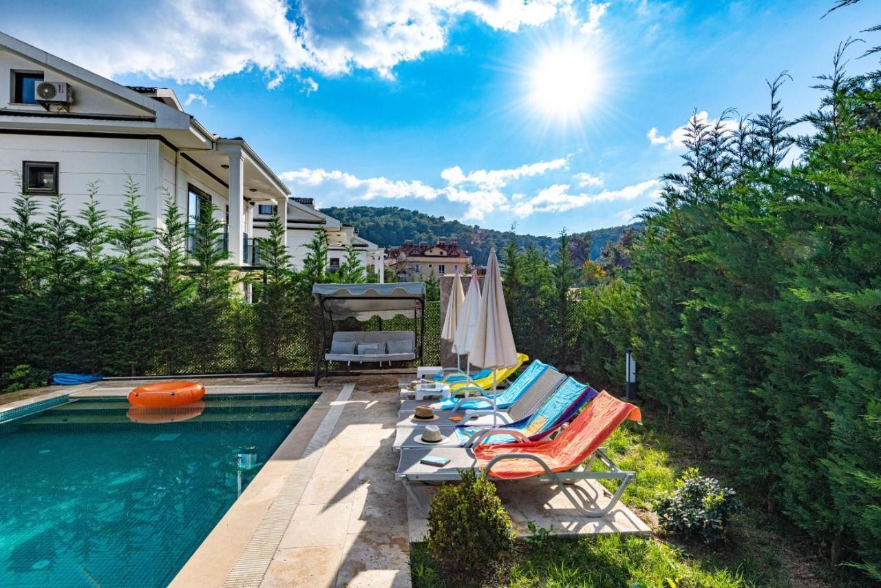 4 Bedroom Holiday Villa In Hisaroenue Oeluedeniz- Gold Rose Фетхіє Екстер'єр фото