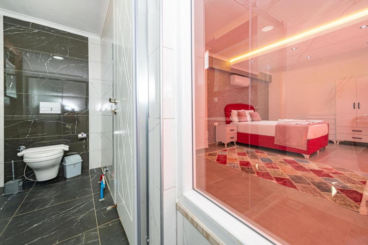 4 Bedroom Holiday Villa In Hisaroenue Oeluedeniz- Gold Rose Фетхіє Екстер'єр фото