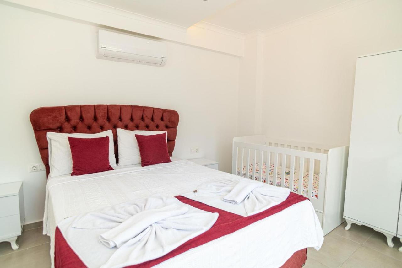 4 Bedroom Holiday Villa In Hisaroenue Oeluedeniz- Gold Rose Фетхіє Екстер'єр фото