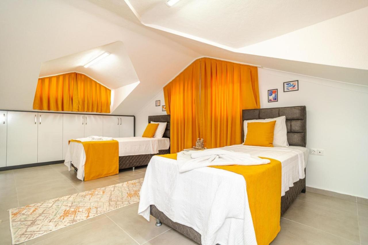 4 Bedroom Holiday Villa In Hisaroenue Oeluedeniz- Gold Rose Фетхіє Екстер'єр фото